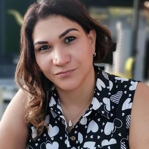 Meet your Posher, Janeth